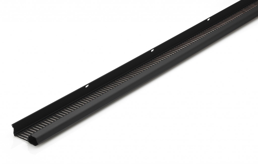 Glidevale CSV244 Soffit Ventilator Black